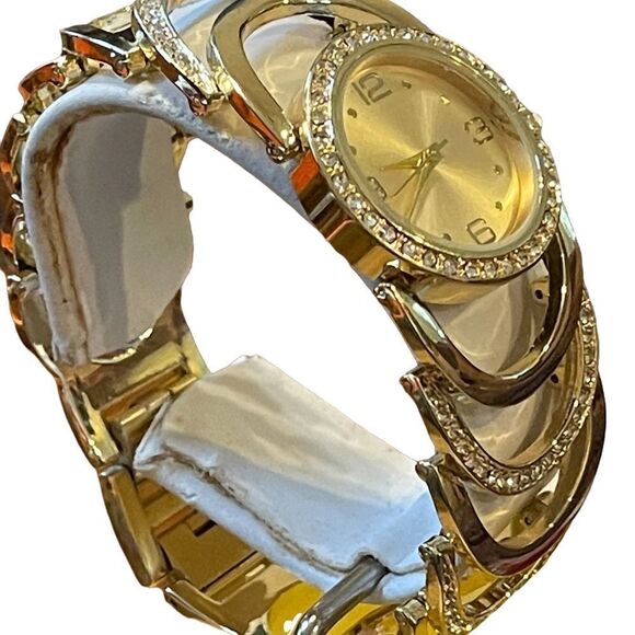 Charter Club gold tone crystal bracelet watch - Picture 3 of 6